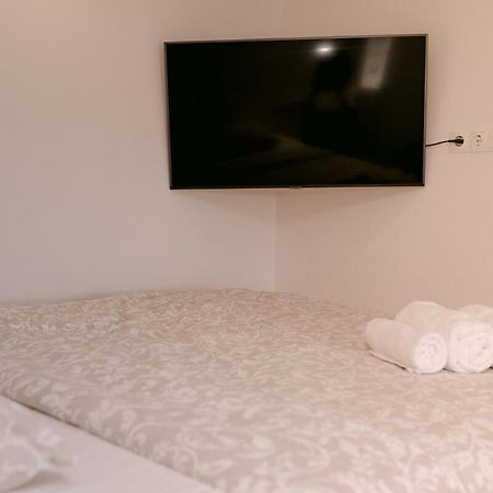 2Nd Hvar Home Apartments Hvar Town Luaran gambar