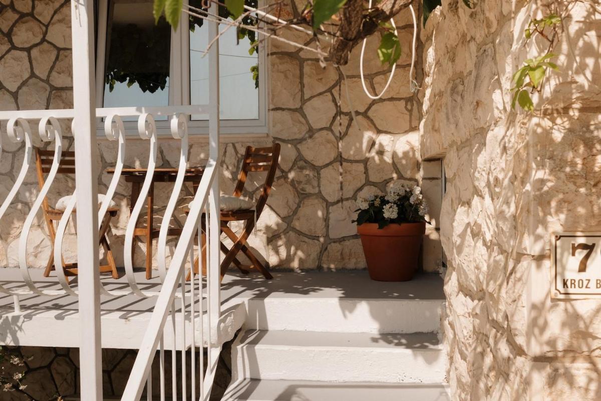 2Nd Hvar Home Apartments Hvar Town Luaran gambar